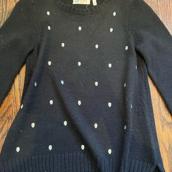 H&M sweater - Picture 2 of 4
